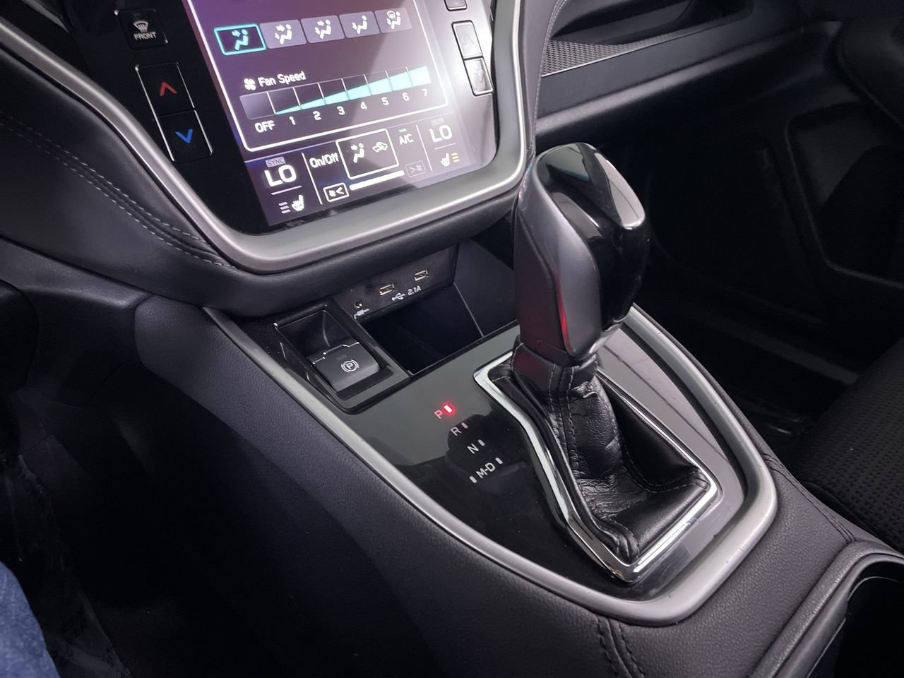 Used 2020 Subaru Outback Premium AWD/4WD image 17