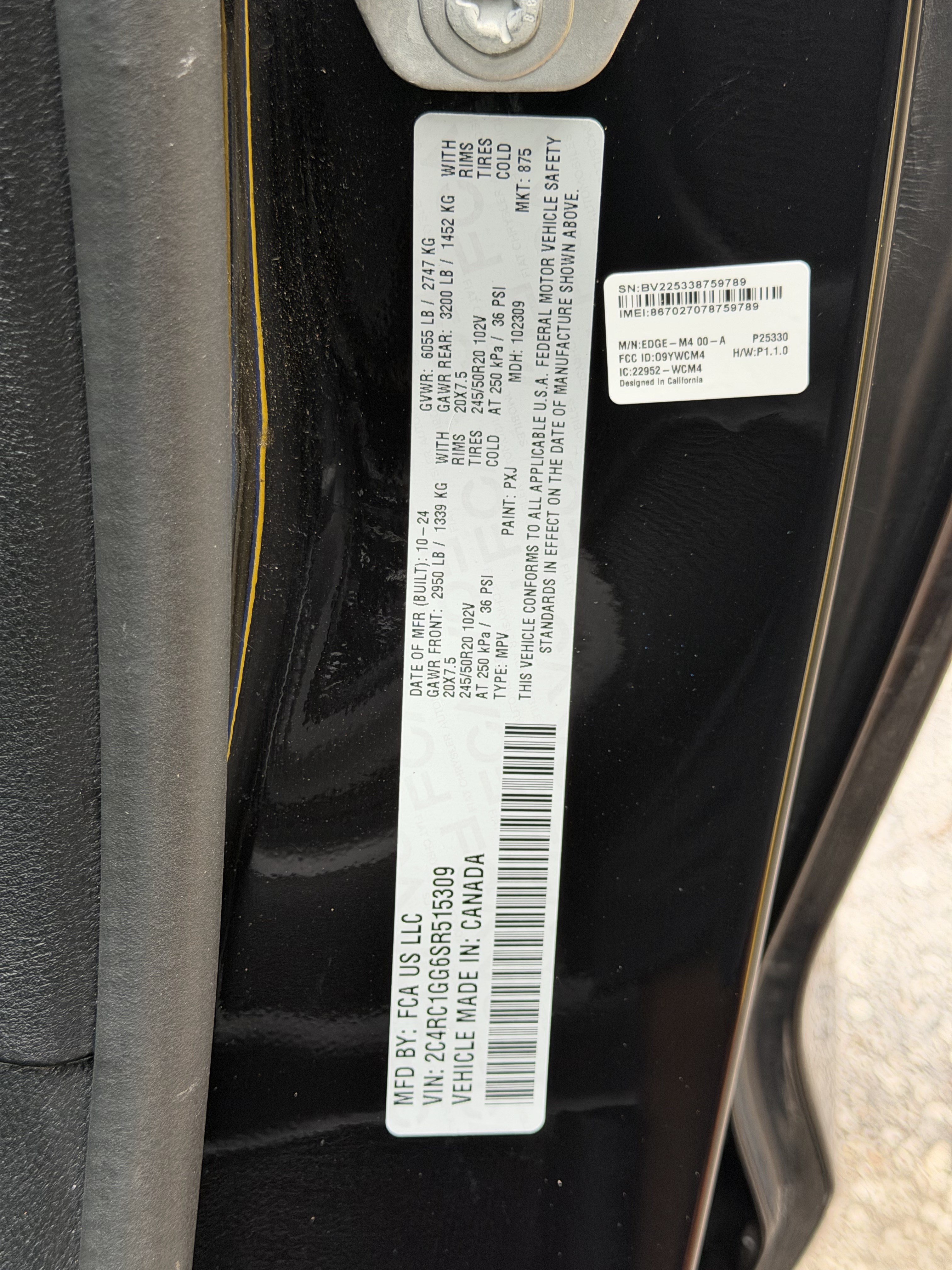 Used 2025 Chrysler Pacifica Limited FWD image 39