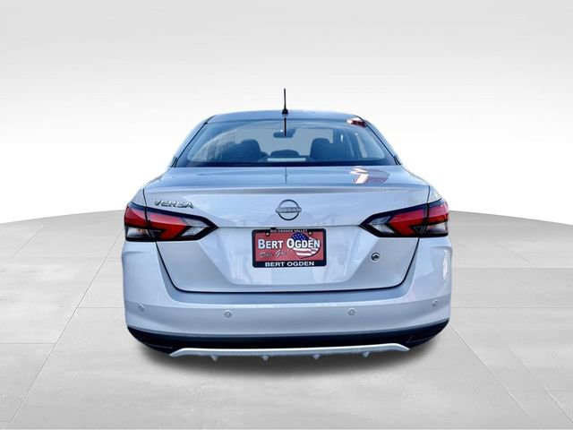 Certified 2025 Nissan Versa SV w/ Trunk Package FWD image 7