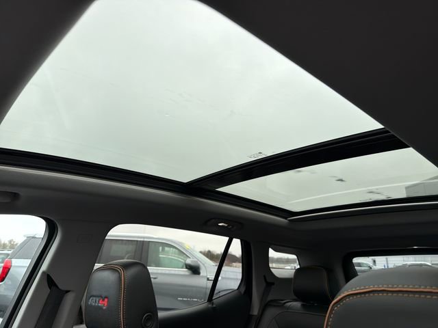 Used 2022 GMC Terrain AT4 w/ Infotainment Package II image 29