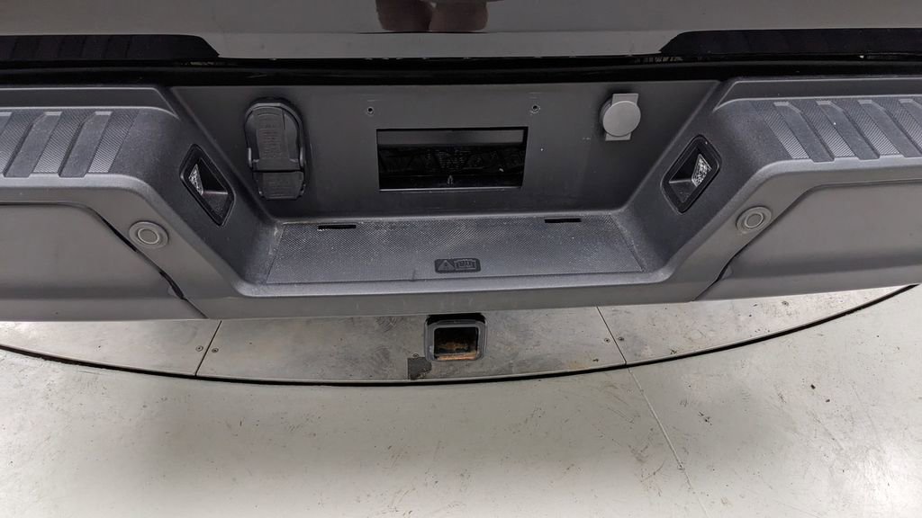 Certified 2023 Ford F150 XLT w/ Equipment Group 302A High image 6