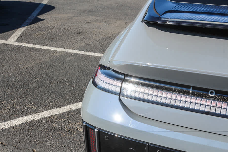Used 2024 Hyundai Ioniq 6 SEL AWD/4WD image 8
