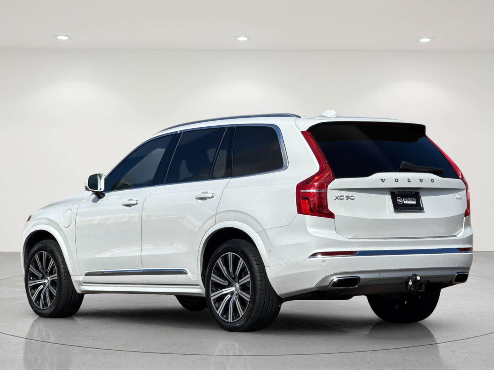 Used 2021 Volvo XC90 T8 Inscription w/ Advanced Package AWD/4WD image 4