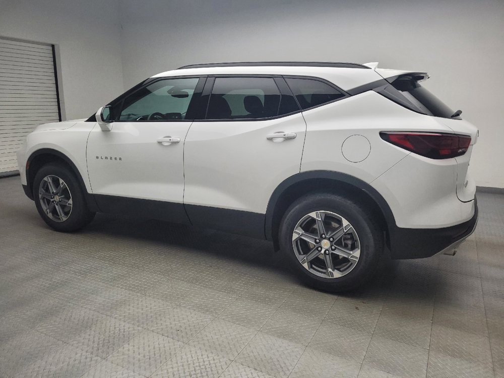 Used 2024 Chevrolet Blazer LT w/ Convenience Package FWD image 3