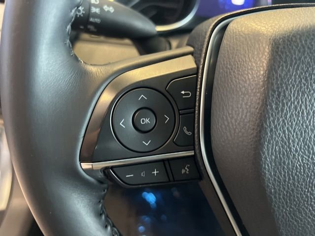 Used 2018 Toyota Camry XLE FWD image 23
