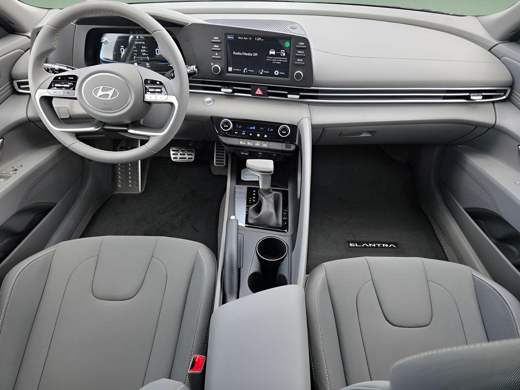 New 2026 Hyundai Elantra Sport FWD image 15