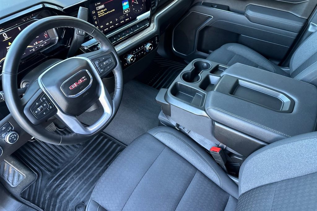 Used 2025 GMC Sierra 1500 Elevation image 10