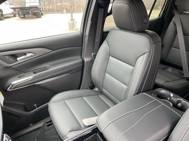 New 2026 Chevrolet Traverse LT w/ Driver Confidence Package FWD image 24
