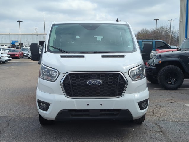 Used 2023 Ford Transit 350 XLT image 2