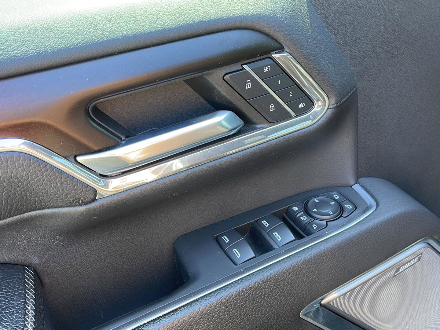 Used 2024 GMC Sierra 2500 Denali w/ Denali Reserve Package image 12