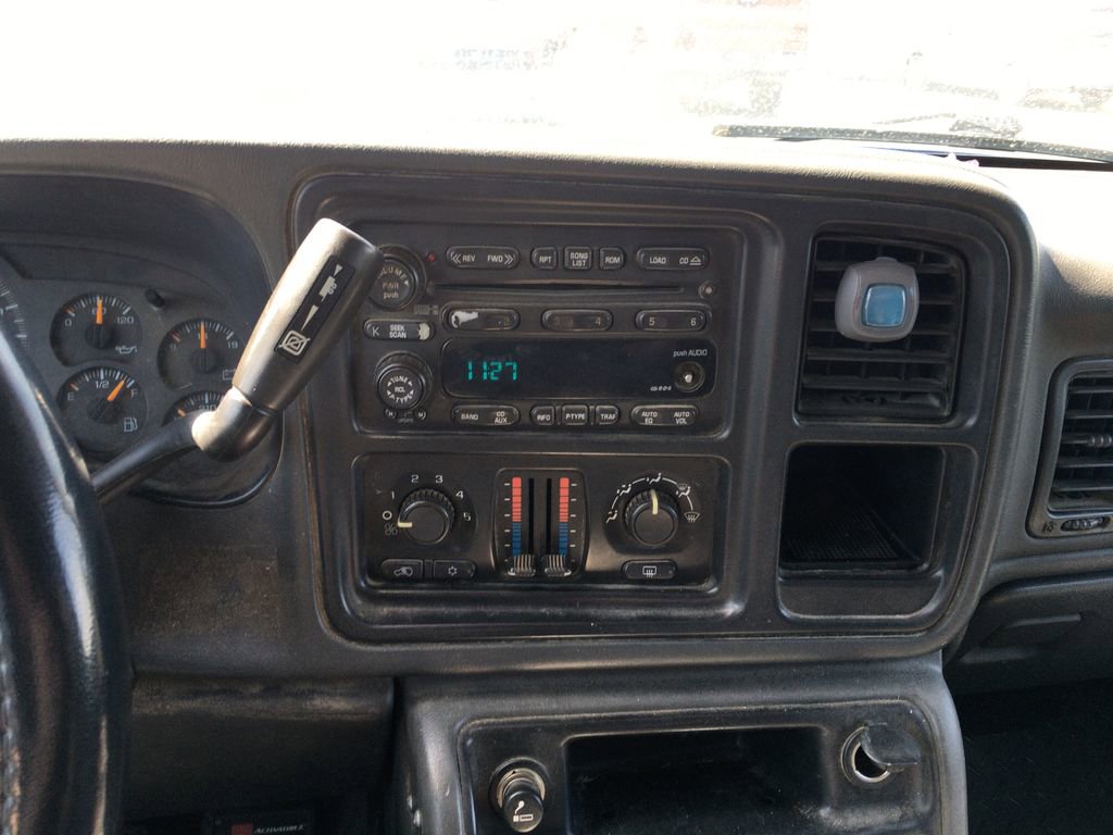 Used 2003 Chevrolet Silverado 3500 LS w/ Skid Plate Package AWD/4WD image 19