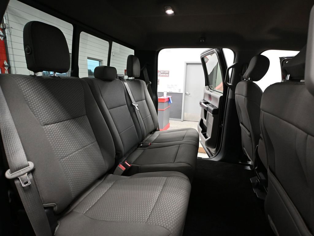 Used 2018 Ford F150 XLT w/ Equipment Group 302A Luxury image 44