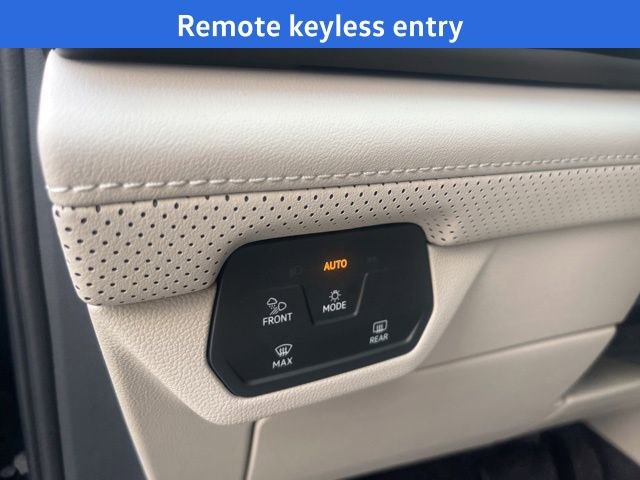 New 2026 Volkswagen Atlas SE image 9