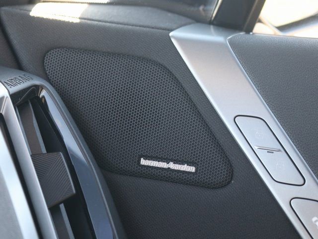 New 2026 BMW iX xDrive60 w/ M Sport Package image 21