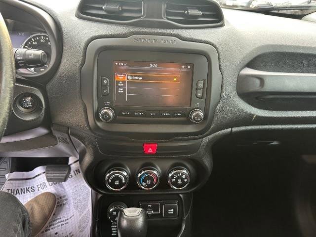 Used 2016 Jeep Renegade Trailhawk image 24