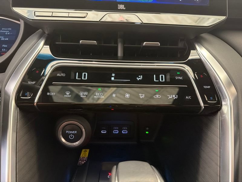 Used 2023 Toyota Venza Limited AWD/4WD image 34