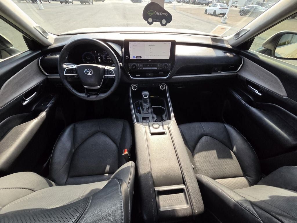 Used 2024 Toyota Grand Highlander FWD image 15