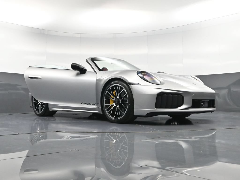 Used 2026 Porsche 911 Turbo S AWD/4WD image 38