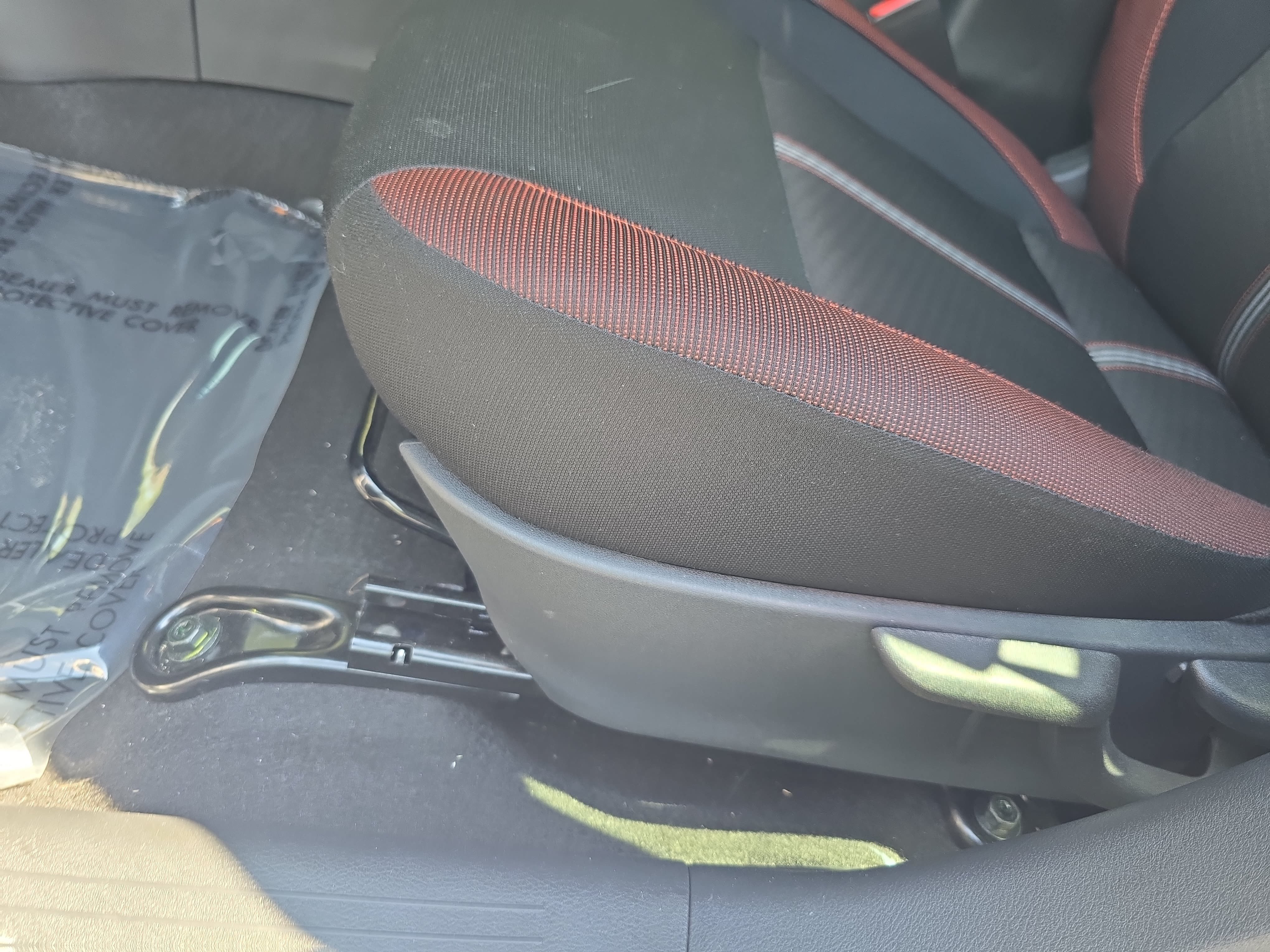 Certified 2025 Nissan Versa SR w/ Trunk Package FWD image 27