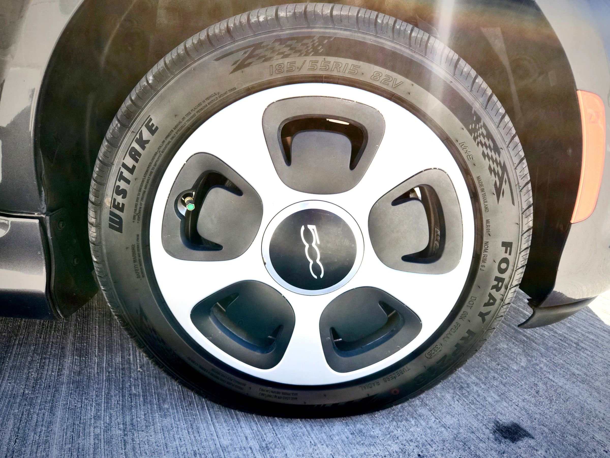 Used 2018 FIAT 500 e image 36