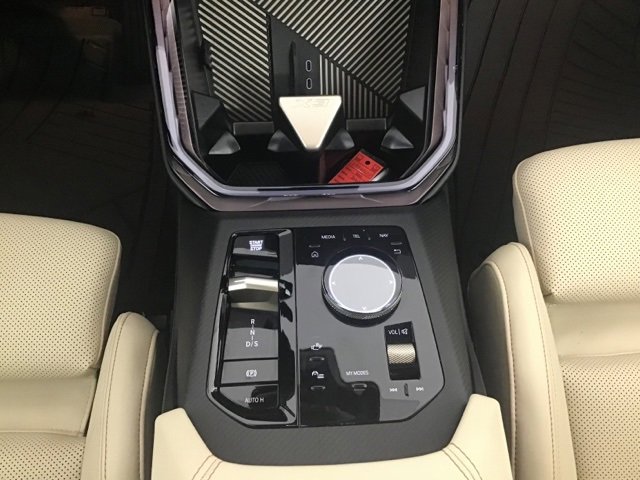 Used 2025 BMW X3 xDrive30i w/ M Sport Package image 12