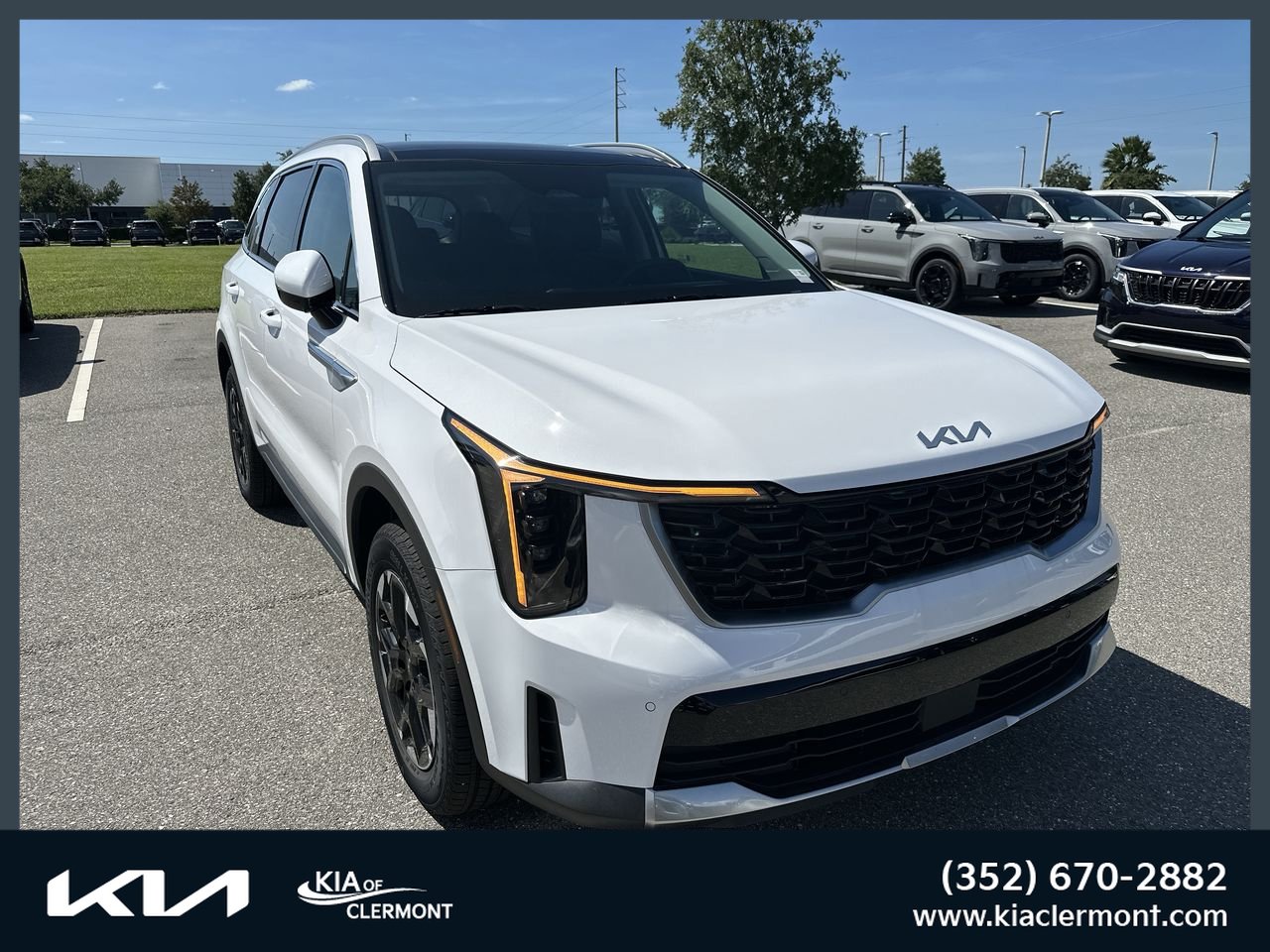 New 2026 Kia Sorento S w/ S Panoramic Sunroof Package