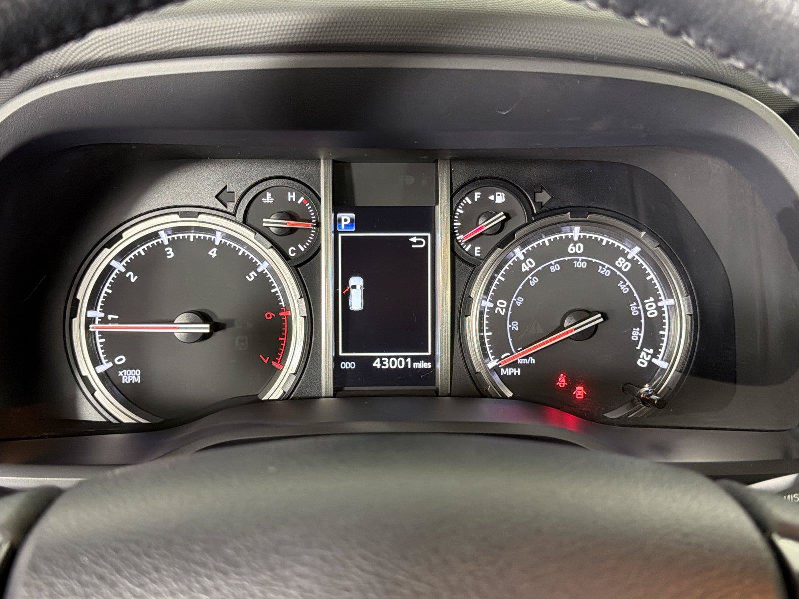 Used 2023 Toyota 4Runner TRD Off-Road Premium w/ Off Road Premium Plus Package AWD/4WD image 25
