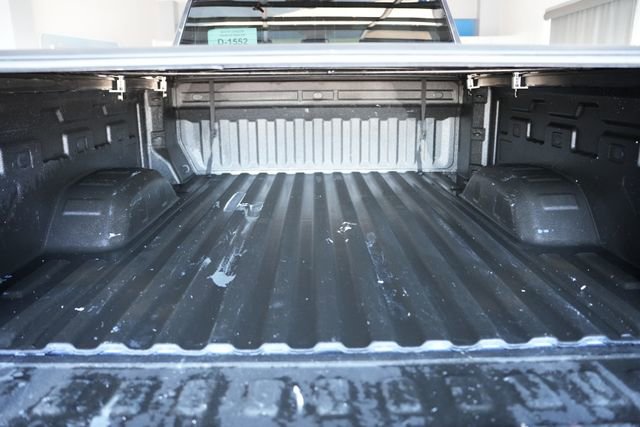 Used 2024 Chevrolet Silverado 2500 Custom w/ Custom Value Package image 10