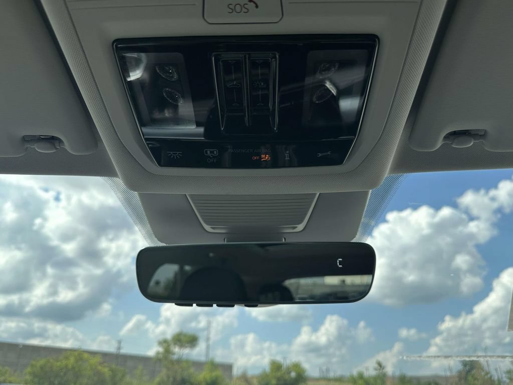 New 2026 Volkswagen Tiguan SE AWD/4WD image 24