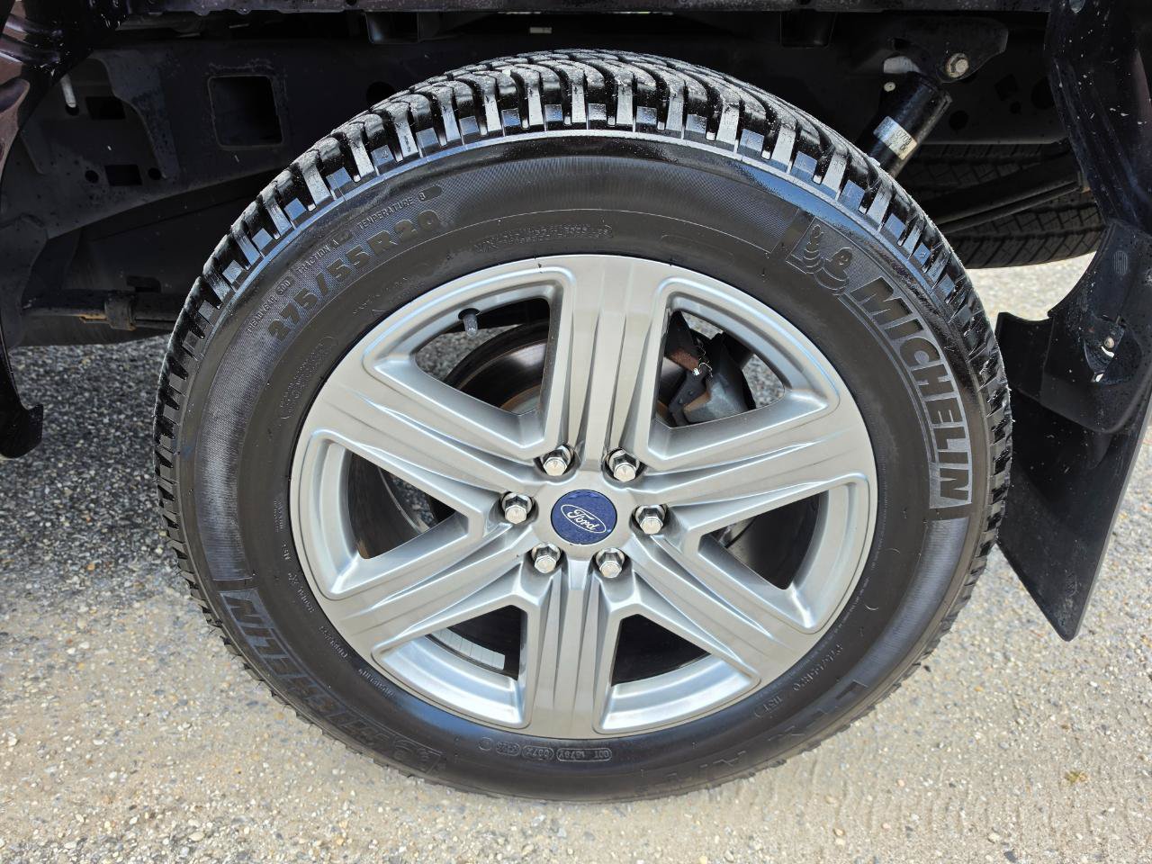 Used 2018 Ford F150 Lariat w/ Equipment Group 502A Luxury AWD/4WD image 37