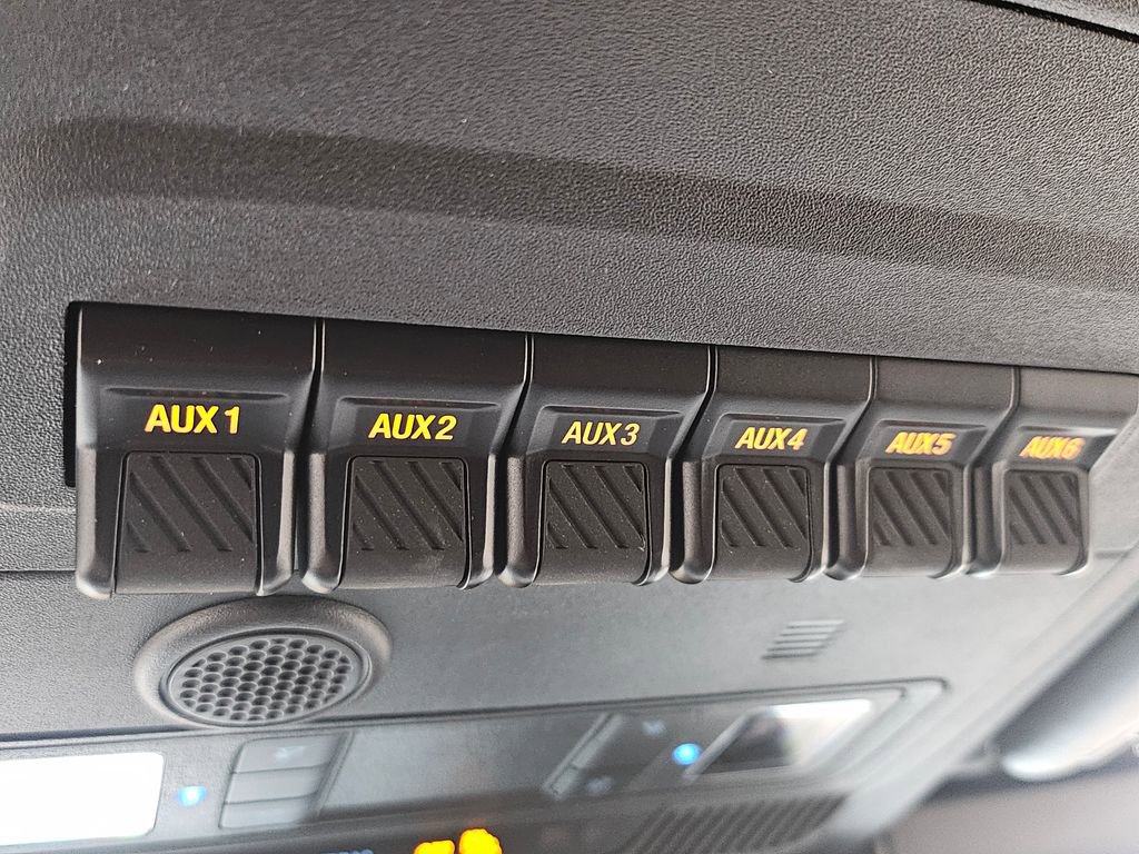 New 2025 Ford Bronco Heritage Edition image 21