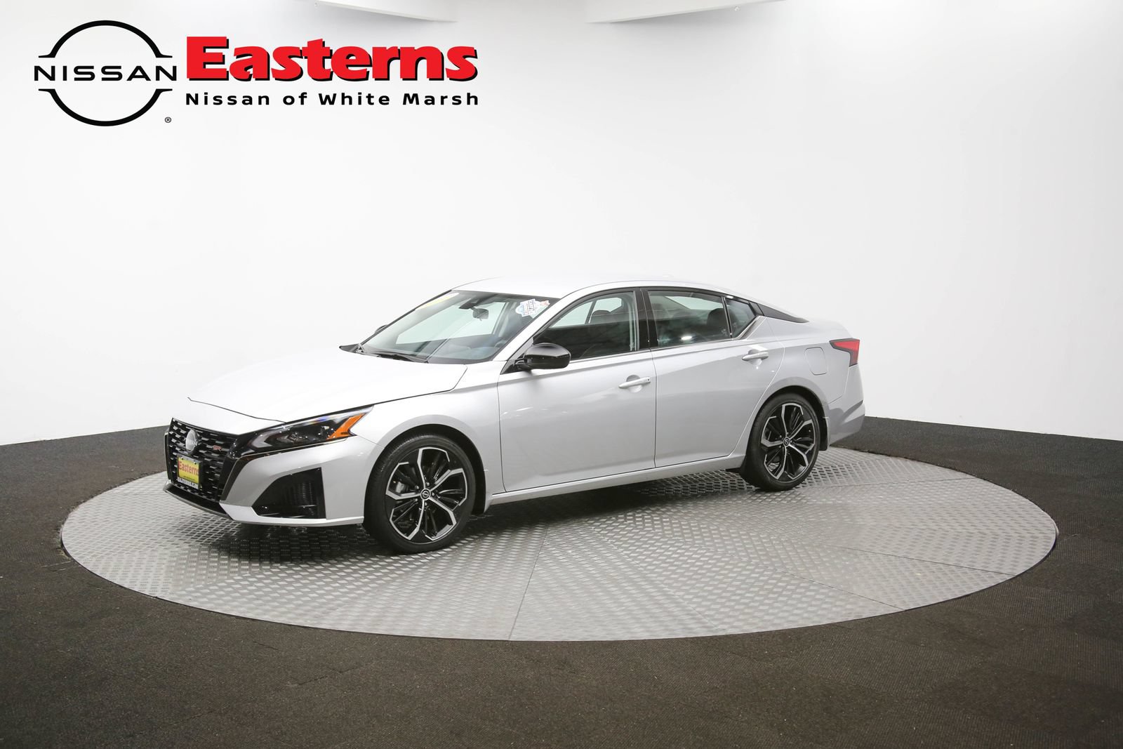 Used 2023 Nissan Altima 2.5 SR FWD image 52