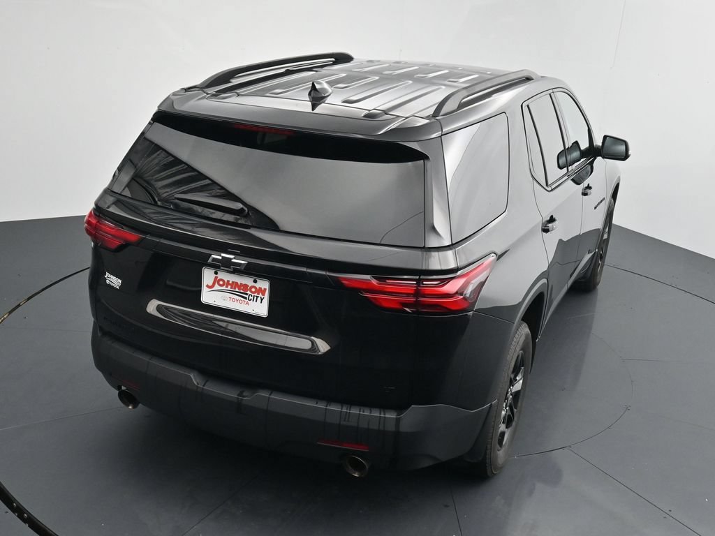 Used 2023 Chevrolet Traverse LT FWD image 28