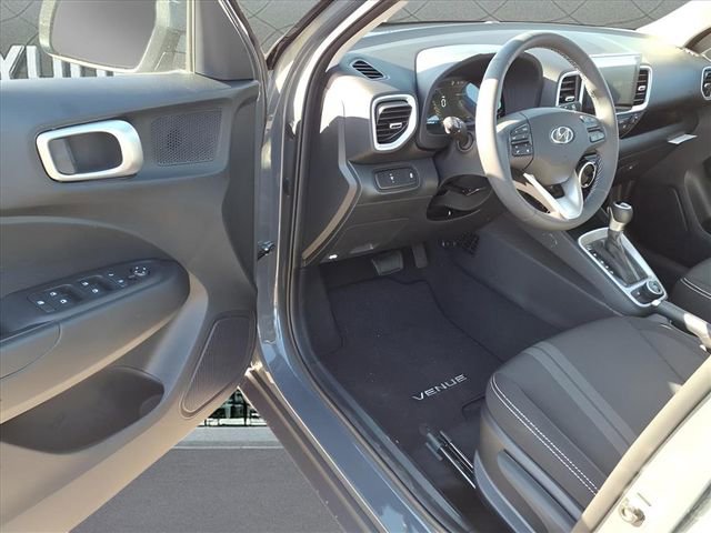 New 2026 Hyundai Venue SEL image 12