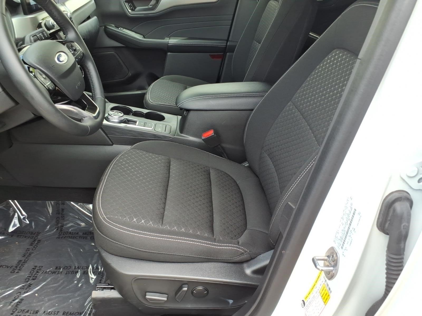 Used 2023 Ford Escape Active AWD/4WD image 9