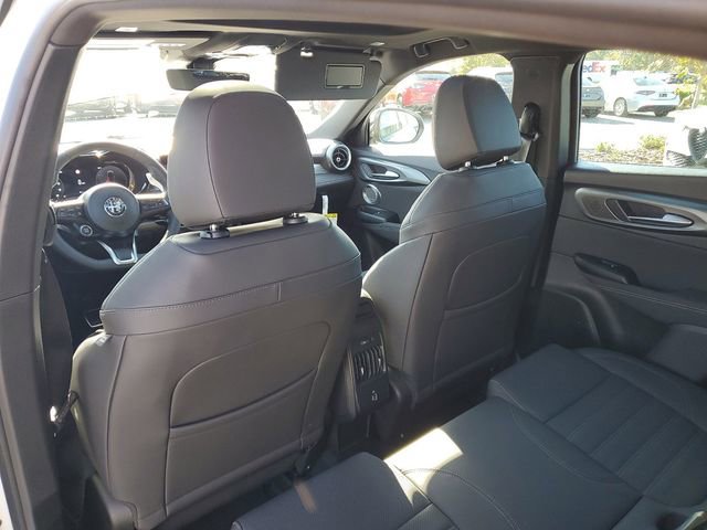 New 2025 Alfa Romeo Tonale Veloce w/ Premium Package image 11