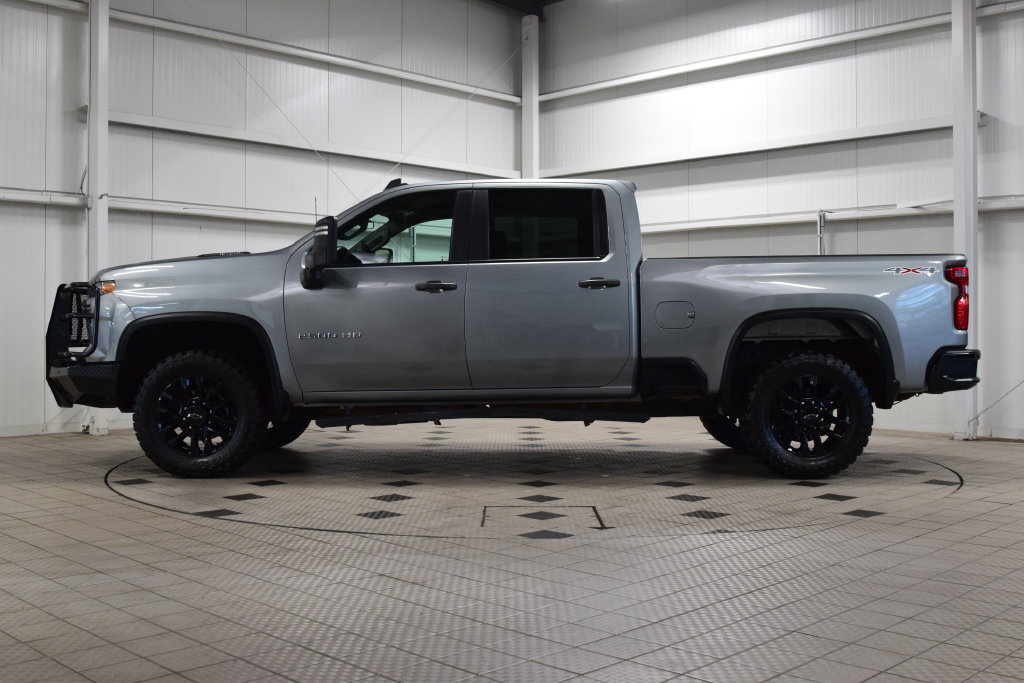Used 2024 Chevrolet Silverado 2500 Custom w/ Custom Convenience Package AWD/4WD image 4