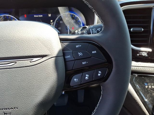 New 2027 Chrysler Pacifica Limited FWD image 20