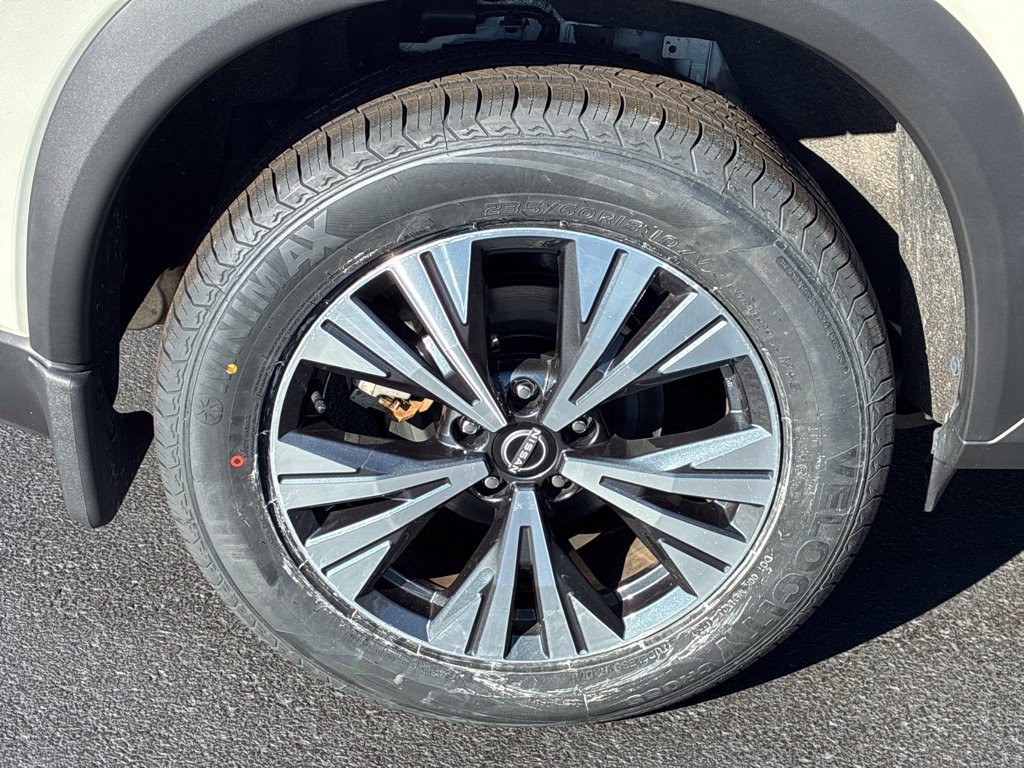 Certified 2023 Nissan Rogue SV w/ SV Premium B Package AWD/4WD image 10