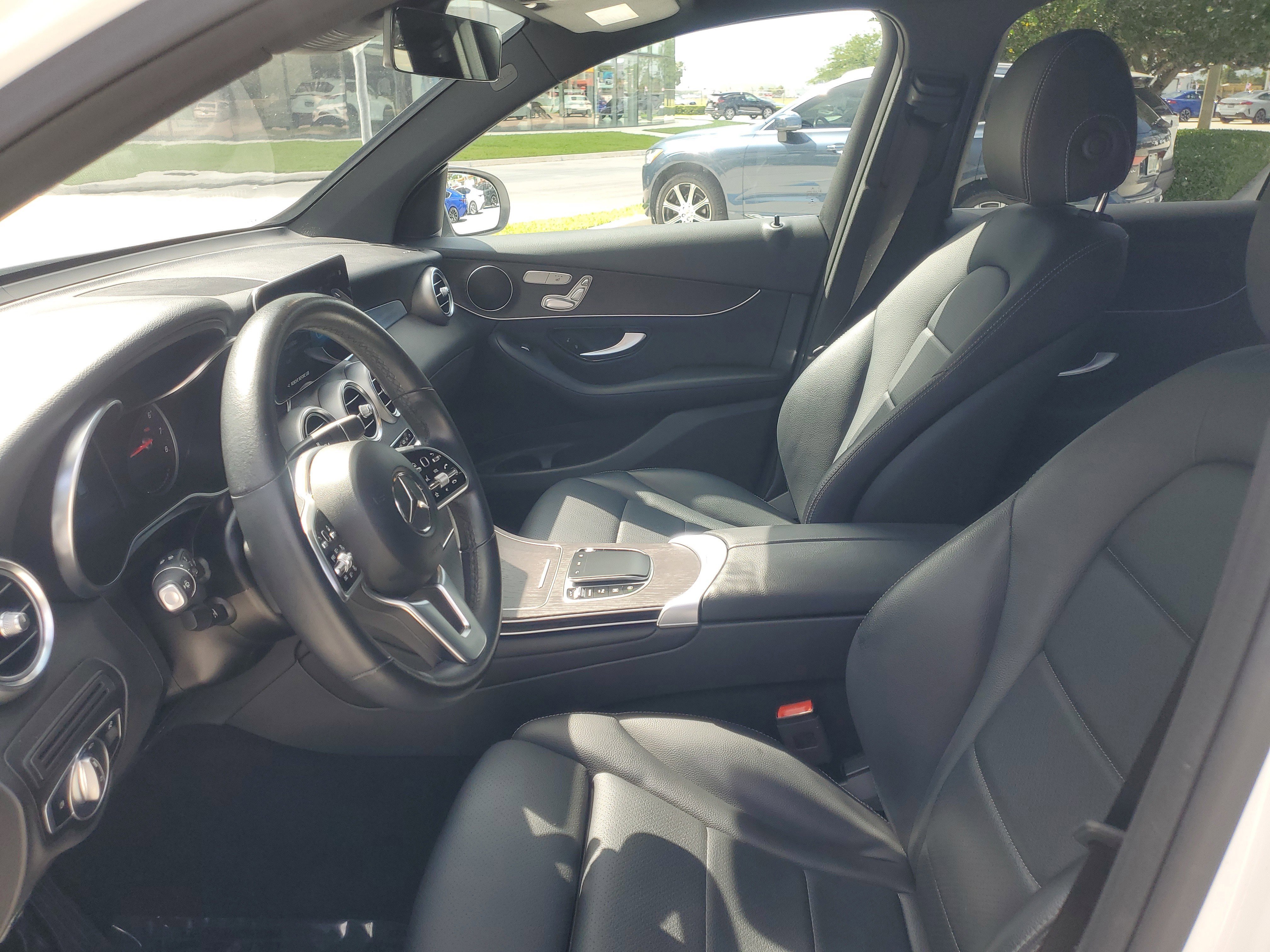 Used 2022 Mercedes-Benz GLC 300 image 19