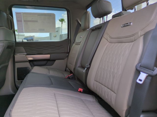 New 2026 Ford F450 4x4 Crew Cab Super Duty image 14