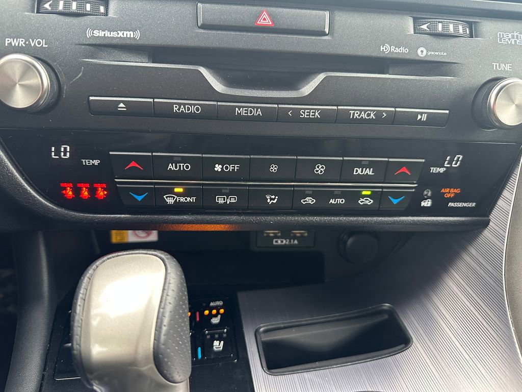 Used 2022 Lexus RX 450h F Sport image 17