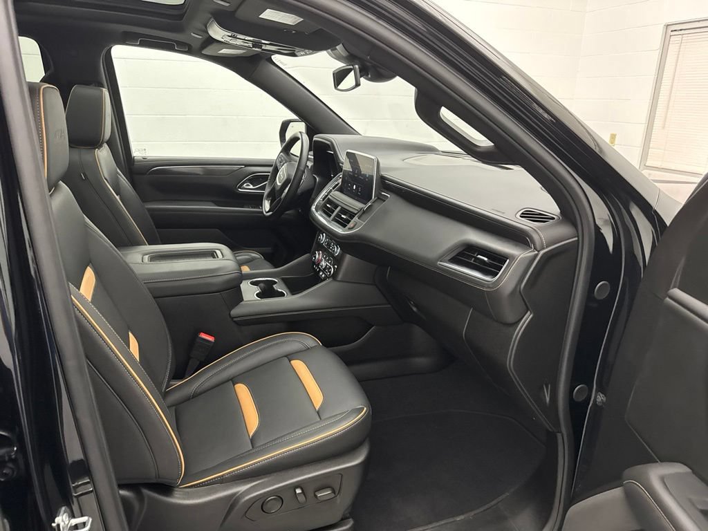 Used 2024 GMC Yukon AT4 w/ Technology Package AWD/4WD image 64