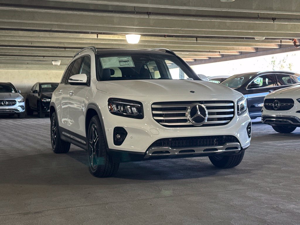 New 2026 Mercedes-Benz GLB 250 image 4
