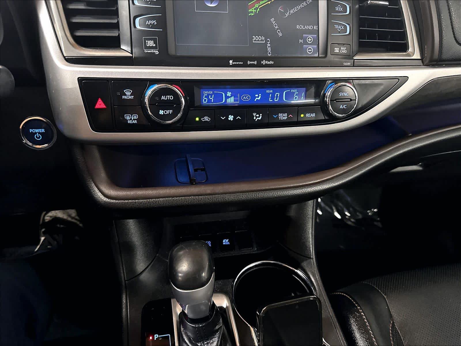 Used 2019 Toyota Highlander Limited Platinum AWD/4WD image 33