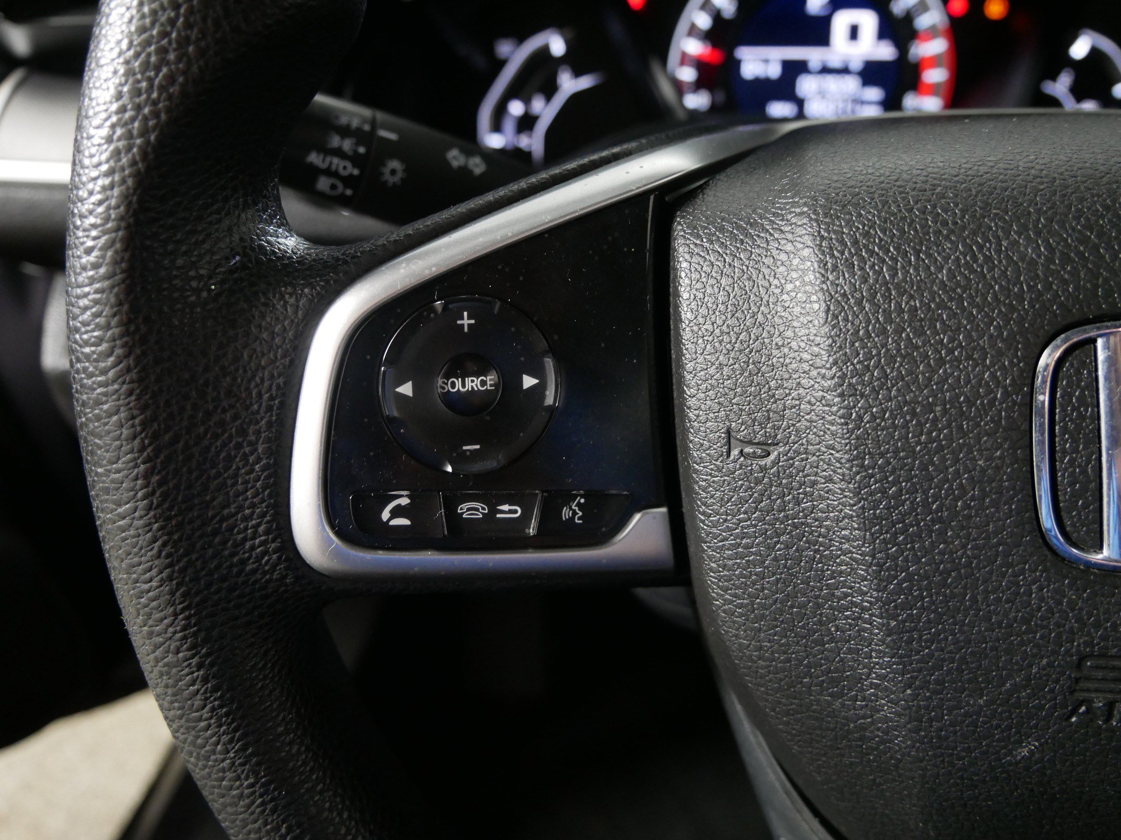 Used 2016 Honda Civic LX-P image 27