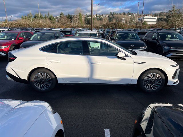 New 2026 Hyundai Sonata SEL FWD image 5