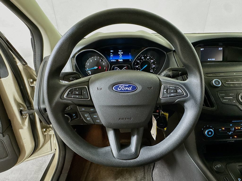 Used 2018 Ford Focus SE FWD image 9