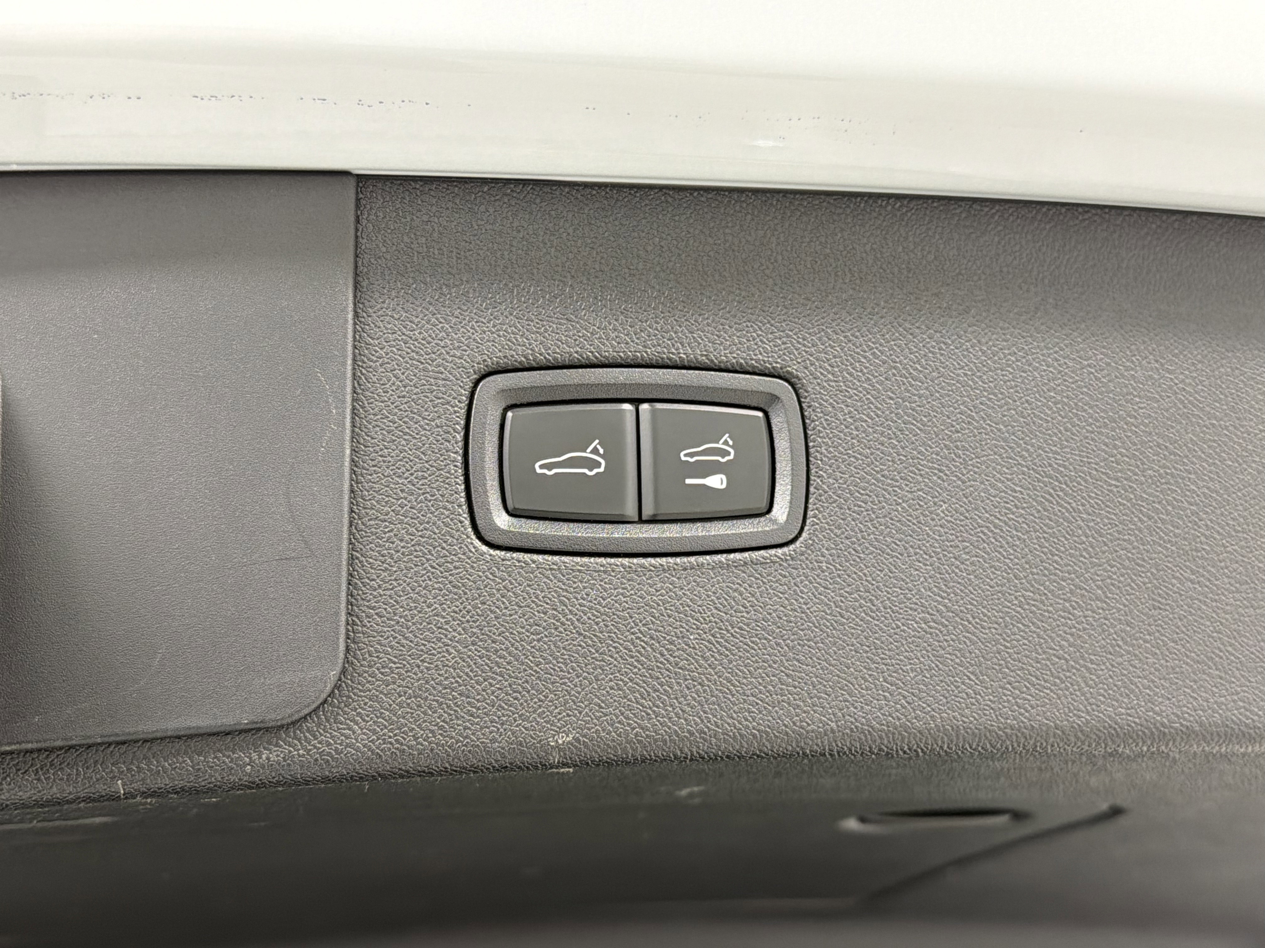 Certified 2023 Porsche Cayenne Turbo S image 66