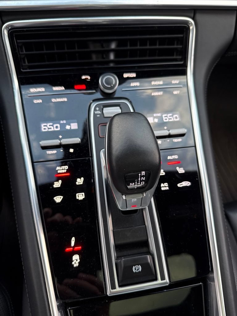 Used 2019 Porsche Panamera GTS AWD/4WD image 16